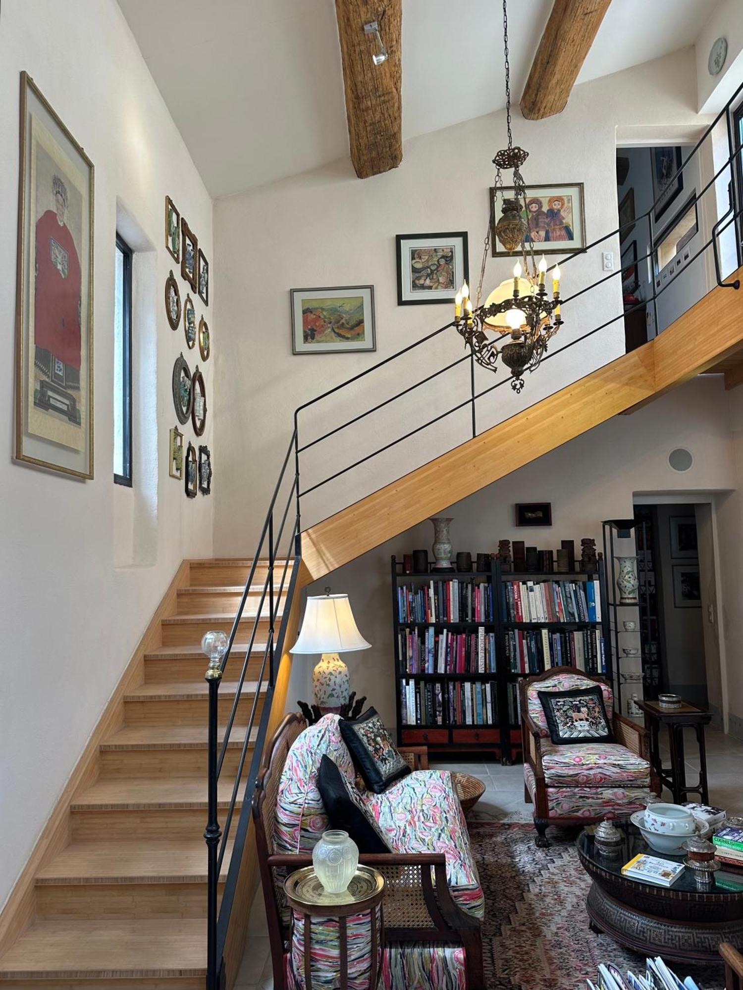 リュストレル La Cour Carree Bed & Breakfast エクステリア 写真