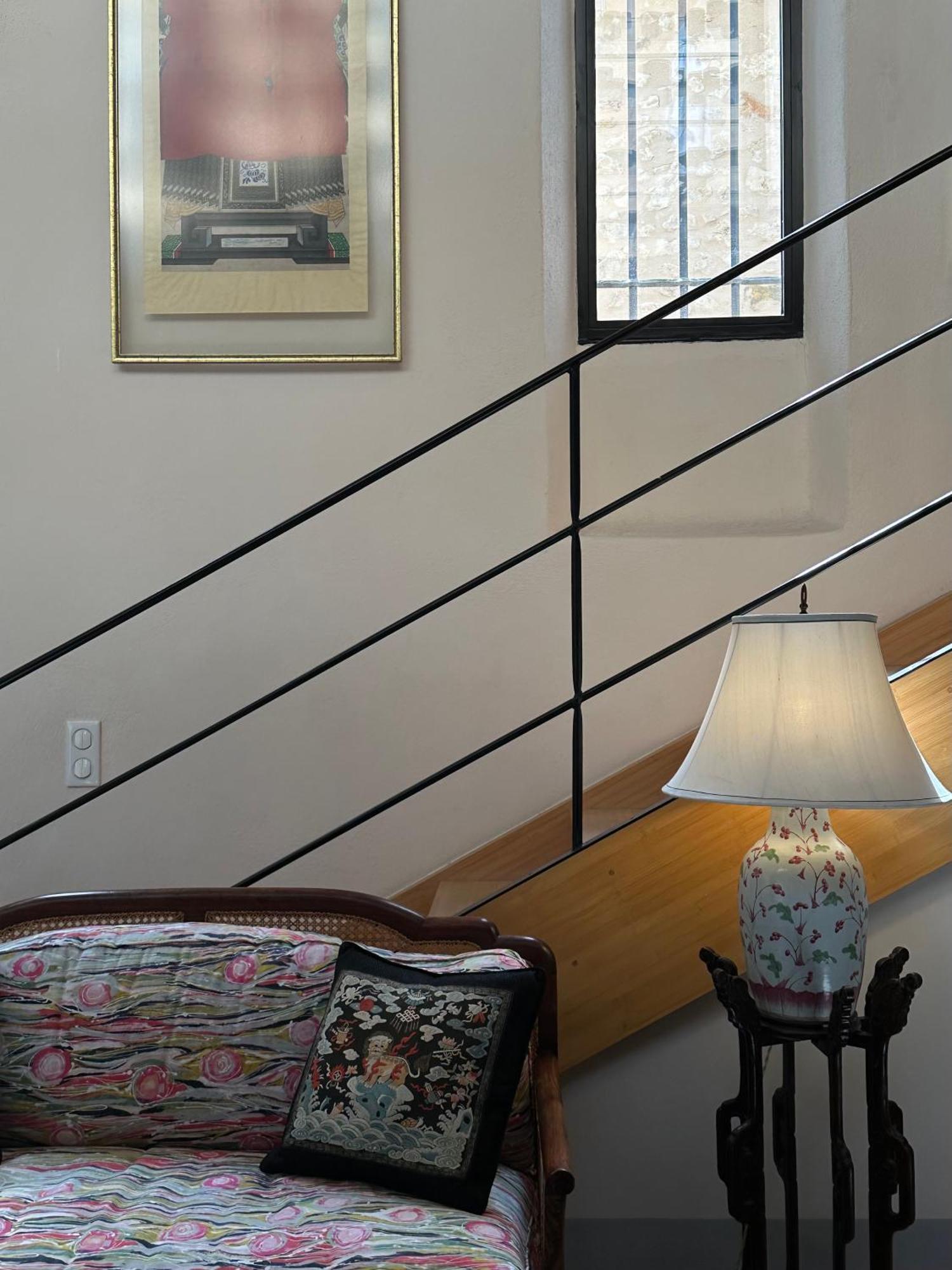 リュストレル La Cour Carree Bed & Breakfast エクステリア 写真