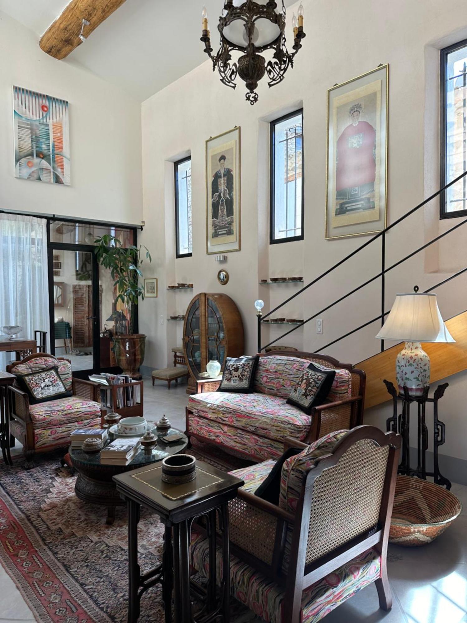 リュストレル La Cour Carree Bed & Breakfast エクステリア 写真